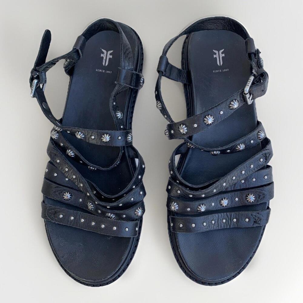 Frye Black Flat Black Leather Gladiator Studded Sandals Flats Sz 38 Us 7.5